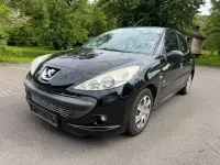 Gebraucht Peugeot 206 73 PS (53 kW) 2012 Schwarz Limousine