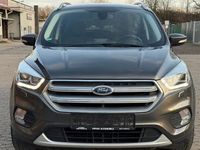 Gebraucht Ford Kuga Titanium 180 PS (132 kW) 2018 Grau SUV