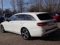 Gebraucht Mercedes E220 194 PS (142 kW) 2019 Weiss Kombi