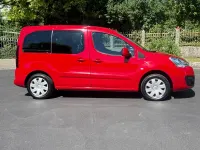 Gebraucht Peugeot TePee Active 99 PS (72 kW) 2018 Rot Van / Kleinbus