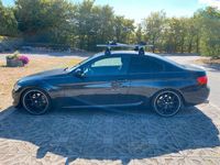 Gebraucht BMW 320 184 PS (135 kW) 2012 Schwarz Coupé