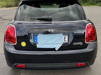 Gebraucht Mini Cooper SE Classic 135 kW (184 PS) 2021 Blau Kleinwagen