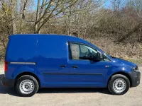 Używany VW Caddy 102 KM (75 kW) 2016 Niebieski Minivan