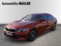 Gebraucht BMW 318 Advantage 156 PS (114 kW) 2022 Orange Limousine