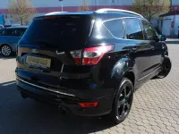 Używany Ford Kuga Vignale 179 KM (131 kW) 2016 Czarny SUV