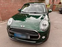 Usata Mini ONE 102 CV (75 kW) 2018 Verde Utilitaria