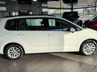 Gebraucht VW Touran Comfortline 150 PS (110 kW) 2019 Weiß Van / Kleinbus