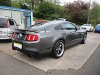 Gebraucht Ford Mustang GT 417 PS (306 kW) 2011 Grau Coupé