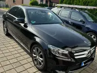 Gebraucht Mercedes C220 Avantgarde 194 PS (142 kW) 2019 Schwarz Limousine