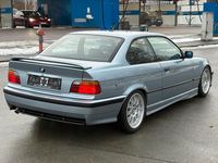 Gebraucht BMW 320 M Sport 150 PS (110 kW) 1992 Blau Coupé