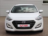 gebraucht Hyundai i30 CW Kombi 1.6 GDI Tempomat Bluetooth Einparkhilfe hinten