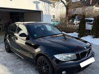 Gebraucht BMW 116 122 PS (89 kW) 2005 Schwarz Kleinwagen
