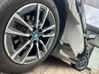 Gebraucht BMW 225 M Sport 136 PS (100 kW) 2023 Saphirschwarz Van / Kleinbus