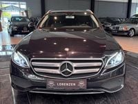 Używany Mercedes E220 Avantgarde 194 KM (142 kW) 2017 Czarny Sedan/Limuzyna