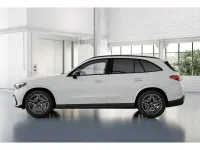 Gebraucht Mercedes GLC400d AMG 252 PS (185 kW) 2023 Unilack polarweiß SUV