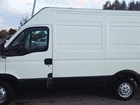 Gebraucht Iveco Daily 106 PS (77 kW) 2014 Weiß Limousine