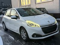 Gebraucht Peugeot 208 Active 82 PS (60 kW) 2017 Kleinwagen