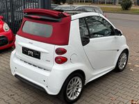Gebraucht Smart ForTwo Cabrio 71 PS (52 kW) 2014 Weiß Cabrio