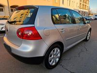 Gebraucht VW Golf V 74 PS (54 kW) 2005 Silber Kleinwagen