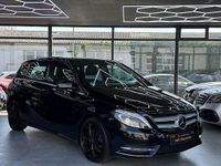 Gebraucht Mercedes B180 122 PS (89 kW) 2013 Schwarz Van / Kleinbus
