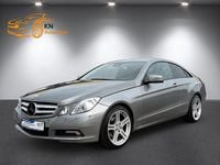 Usata Mercedes E200 184 CV (135 kW) 2010 Grigio Coupé