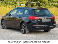 Gebraucht Opel Astra 110 PS (80 kW) 2013 Graphitschwarz/carbon flash/mi Kombi