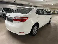 Gebraucht Toyota Corolla 99 PS (72 kW) 2014 Weiß Limousine