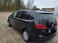 Gebraucht VW Sharan Highline 150 PS (110 kW) 2018 Schwarz Van / Kleinbus
