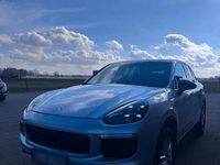 Gebraucht Porsche Cayenne 300 PS (220 kW) 2016 Silber SUV