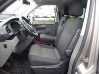 Gebraucht VW Caravelle Trendline 150 PS (110 kW) 2024 Mojave beige metallic Van