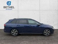 Gebraucht VW Golf VIII R-line Plus 150 PS (110 kW) 2021 Blau (metallic) Kombi
