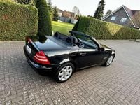 Second-hand Mercedes SLK200 163 CP (119 kW) 2004 Negru Cabrio
