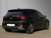 Gebraucht VW Golf VIII Active 131 PS (96 kW) 2022 Deep black perleffekt Limousine
