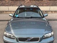 Używany Volvo V70 140 KM (102 kW) 2001 Zielony Kombi