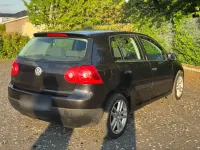 Gebraucht VW Golf V 105 PS (77 kW) 2003 Schwarz Kleinwagen