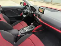 Gebraucht Audi Q2 Sport 150 PS (110 kW) 2017 Rot SUV