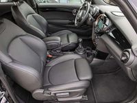 Gebraucht Mini Cooper Chili 136 PS (100 kW) 2021 Midnight black metallic Kleinwagen