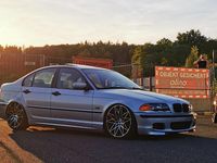 Gebraucht BMW 320 136 PS (100 kW) 2000 Silber Limousine