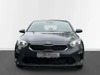 Gebraucht Kia Ceed Spirit 160 PS (117 kW) 2022 Grau Kleinwagen