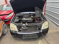 Gebraucht Opel Signum Cosmo 211 PS (155 kW) 2003 Saphirschwarz mi2 Kleinwagen