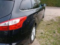 Gebraucht Ford Focus 140 PS (102 kW) 2011 Schwarz Kombi
