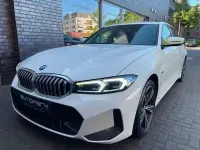 Gebraucht BMW 320e M Sport 204 PS (150 kW) 2023 Weiss Limousine