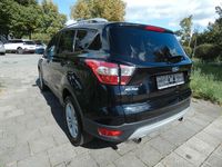 Gebraucht Ford Kuga Titanium 150 PS (110 kW) 2018 Schwarz SUV