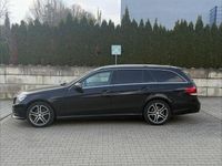 Gebraucht Mercedes E220 Elegance 170 PS (125 kW) 2015 Schwarz Kombi