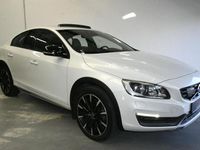 Gebraucht Volvo S60 CC 190 PS (139 kW) 2016 Crystal white pearl / metallic Limousine