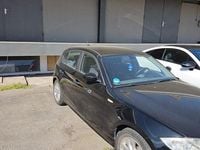 Second-hand BMW 116 122 CP (89 kW) 2004 Negru Hatchback