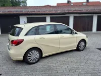 Gebraucht Mercedes 180 109 PS (80 kW) 2016 Beige Limousine