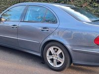 Gebraucht Mercedes E320 Avantgarde 224 PS (164 kW) 2002 Blau Limousine