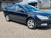 Gebraucht Skoda Octavia 152 PS (111 kW) 2011 Schwarz Kombi