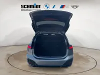 Gebraucht BMW 220 Active Tourer M Sport 170 PS (125 kW) 2023 Skyscraper grau Van / Kleinbus